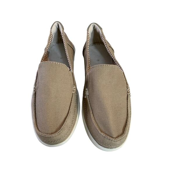 Crocs Women;s Size 6 Boat Shoes Canvas Slip on Loafers Biege Non-Marking Soles - Picture 2 of 10